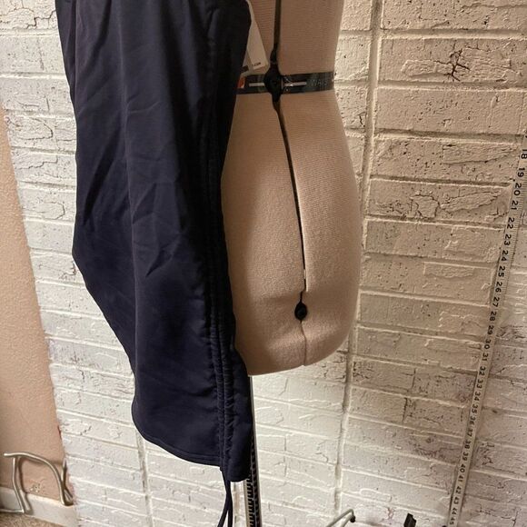 Lands End Womens Solid Ruched Slimming Halter Tankini Swim Top Size 8 NWT - Picture 3 of 9